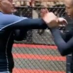 Rose Namajunas Instagram - Flowin with the master @gregnelsonmma himself before some rounds 💪 @genesis_fight