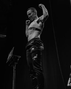 Rose Namajunas Instagram - “However, I consider my life worth nothing to me; my only aim is to finish the race and complete the task the Lord Jesus has given me—the task of testifying to the good news of God’s grace.” ‭‭Acts‬ ‭20‬:‭24‬ ‭ Gonna give my all love you guys💕 @pacleb.photos