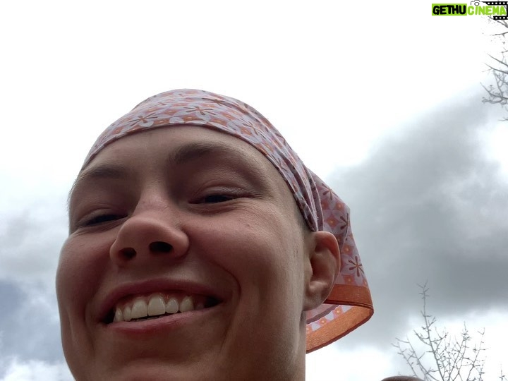 Rose Namajunas Instagram - Yesterday was Lithuanian Mother’s Day! Esu labai dėkinga savo močiutei, be jos negalėčiau kalbėti lietuviškai!