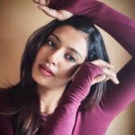 Roshini Haripriyan Instagram - ❤️❤️‍🔥🤍 📷 self portrait #roshni #roshniharipriyan #cookwithcomali