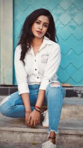 Roshini Haripriyan Instagram - Not so perfect ♥️ I love being myself. Outfit @thestitches.in #cookwithcomali3 #roshni #roshniharipriyan