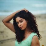 Roshini Haripriyan Instagram - 🤍🤍🤍🤍 Photography @rightfilmer Stylist @paviiiee_08 Outfit @ibhuvana.store #roshniharipriyan