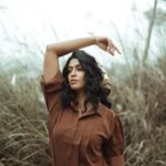 Roshini Haripriyan Instagram – Dreaming in shades of possibility.
 #SurrealEscape

Videography @snipershotphotography 
Stylist @anand.aries 

#roshniharirpiyan
