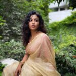 Roshini Haripriyan Instagram - Onam Ashamsakal 🤍🤍 #onam2022 #roshniharipriyan Chennai, India