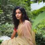 Roshini Haripriyan Instagram - Onam Ashamsakal 🤍🤍 #onam2022 #roshniharipriyan Chennai, India