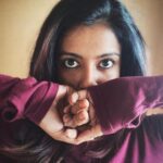 Roshini Haripriyan Instagram - ❤️❤️‍🔥🤍 📷 self portrait #roshni #roshniharipriyan #cookwithcomali