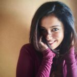 Roshini Haripriyan Instagram - ❤️❤️‍🔥🤍 📷 self portrait #roshni #roshniharipriyan #cookwithcomali