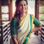 Roshini Haripriyan Instagram - Never ending love for traditional outfits ♥️ Outfit from @usabridalstudio #cookwithcomali #cookwithcomali3 #roshni #roshniharipriyan