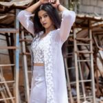 Roshini Haripriyan Instagram - You attract what you vibrate 🤍 Gorgeous outfit from @labelswarupa Photography @raghul_raghupathy Cinematography @sinty_boy @thetravelingphotographist Retouch @siva_retouch Jewlery @original_narayanapearls #cookwithcomali #cookwithcomali3 #roshniharipriyan #roshiniharipriyan #roshni