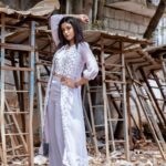 Roshini Haripriyan Instagram - You attract what you vibrate 🤍 Gorgeous outfit from @labelswarupa Photography @raghul_raghupathy Cinematography @sinty_boy @thetravelingphotographist Retouch @siva_retouch Jewlery @original_narayanapearls #cookwithcomali #cookwithcomali3 #roshniharipriyan #roshiniharipriyan #roshni