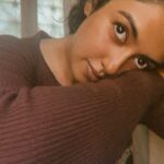 Roshini Haripriyan Instagram – Felt lazy but cute, might delete later . 

Kanmani anbodu ♥️♥️♥️

#guna #roshniharipriyan #kanmanianbodukadhalan Chennai, India