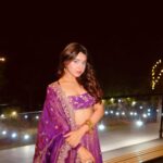Roshni Walia Instagram - 💜