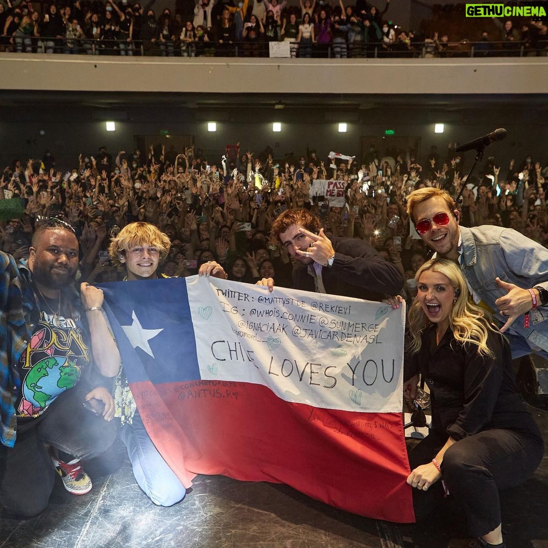 Ross Lynch Instagram - Our LATAM tour was a massive success thanks to all of you who came! Every show was filled with passion and love and weβre so grateful. Hopefully it wonβt be five years until we see you again. Los Amos! π²π½ π¨π± π¦π· π§π· πΈ- @bydanielbyun