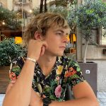 Ross Lynch Instagram - “Let’s pretend we’re dancing in the streets in Barcelona!”