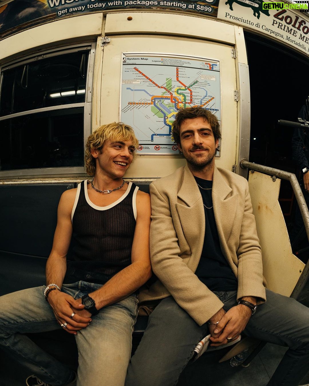 Ross Lynch Instagram - People were saying the video wasn’t possible. That we didn’t have enough money or time. They were right… the only reason this video came to fruition was because of all of these wonderful people. Thank you guys so much. Director: @gordydestjeor EP / Co-Director: @rylandlynch Producers: @taliiweizman & @jillianmorays 1st AD: @jillianmorays 2nd AD: @hannahbellahuynh Director of Photography: @zezzeldine 1st AC: @lukejamison_ 2nd AC: @kylia_lamure Steadicam: @steadi.g Gaffer: @samuel._lynch BBE: @austin_speakman Key Grip: @nathankadota BBG: @beautorres Swing: @jarus_lorenzen728 Production Designer: @thepaytonjanedesigns Leadman/set builder: Chris Cranston Set builder: @abbey.harris84 On set dresser: @taylor_tuominen On set dresser: @jarus_lorenzen728 Art PA: @tiffanylorena G&E: @litbydrip Editor: @gordydestjeor Color house: @ethos_studio Colorist: @nicklw Color producer: @ferren.benjamin Choreographer: @chrislxd Assistant choreographer: @kelliekessling Stylist: @nicoamarca Assistant stylist: @joshualanclark Featuring @sophierothschild Dancers: @kelliekessling @stephychica @austinspacy @konkrete_ @jarred_manista @tam_rapp247 @feliz.green @maho_udo @chrisaandrews_ @luigvuitton @yeobojune BTS: @daretodane @hunjoe @skylerwagoner PAs: @sofiamreyess @fatimalreyess @taylor_tuominen @_sarasims TDE Team: @rileyosterrmann Title Card by @andres_palos Artist MGMT: Andre Recke @rylandlynch Mark Lynch S16 Alexa Mini // Canon 7-63 via @old_fast_glass and @thenamesneema