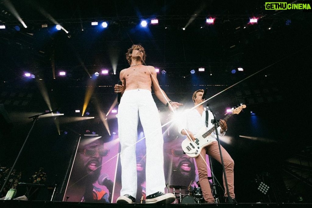Ross Lynch Instagram - Thank you guys for coming to dance with us at these festivals. It’s been an incredible experience. And thank you @pinkpopfest @rockwerchterfestival @nos_alive & @madcoolfestival for having us! 📸 @manelcasanova & @acalltothedreamers