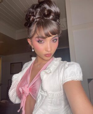 Rowan Blanchard Instagram - @evaniefrausto @carolinadali 🧸