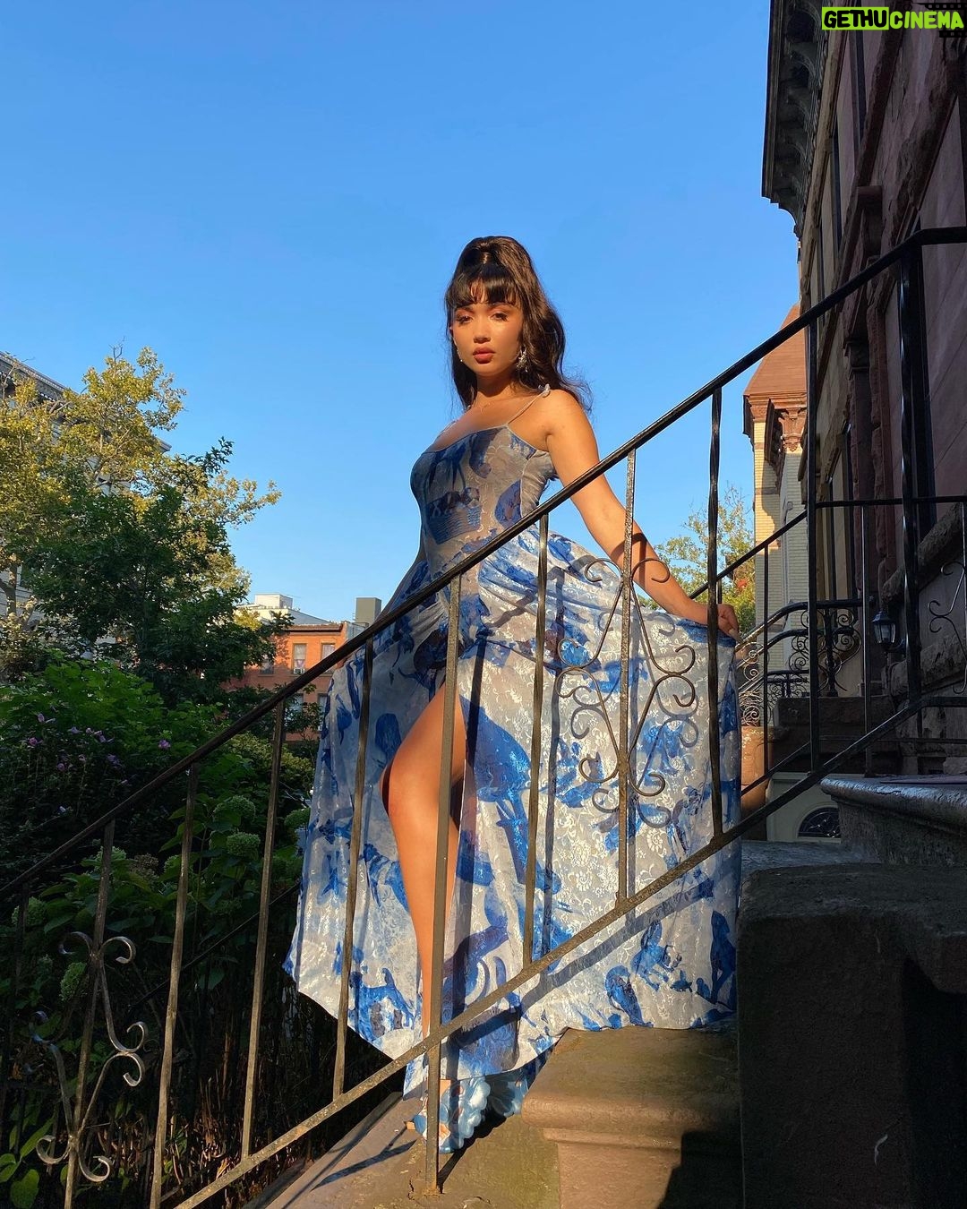 Rowan Blanchard Instagram - @collinastrada Cinderella 👰♀️🍭