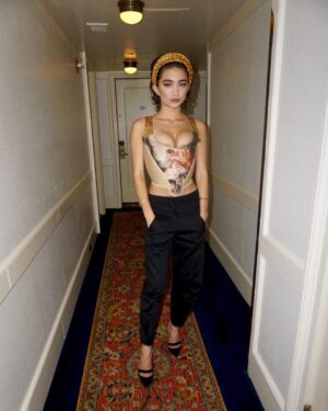 Rowan Blanchard Instagram - Last night on my way to the @hyundai.lifestyle #hyundairestyle event celebrating @zeromcornejo’s and Hyundai’s efforts for sustainable fashion 🦋  #restyle #becauseofyou 🦋