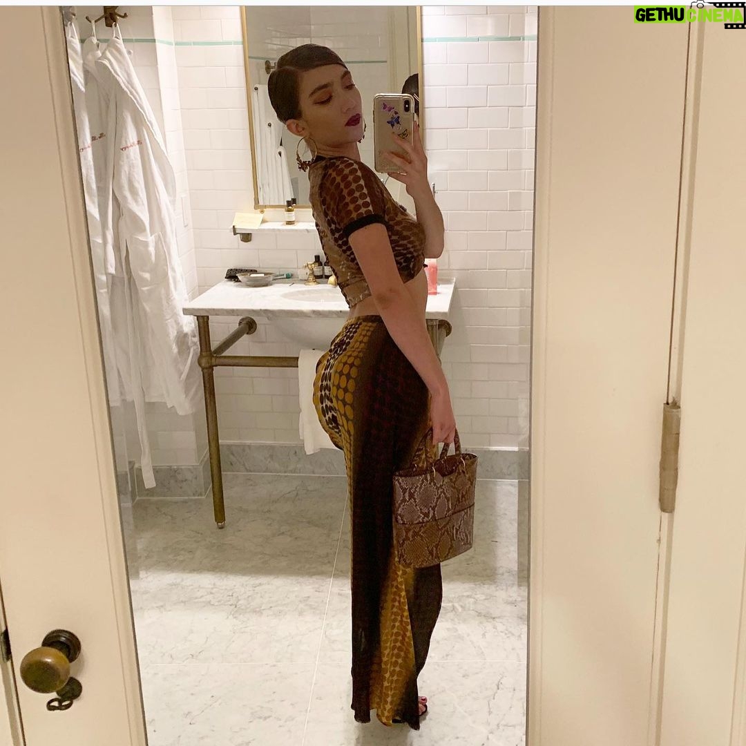 Rowan Blanchard - 263K Likes - @pechuga_vintage secured me the vintage JPG cyber dot print 👀 I got twooooo versions