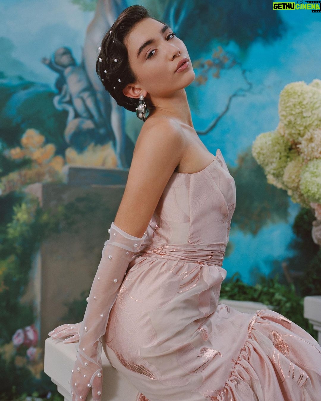 Rowan Blanchard - 272.5K Likes - @RODARTE @kateandlauramulleavy FAMILY FOREVER 🦋🦋🦋🦋🦋