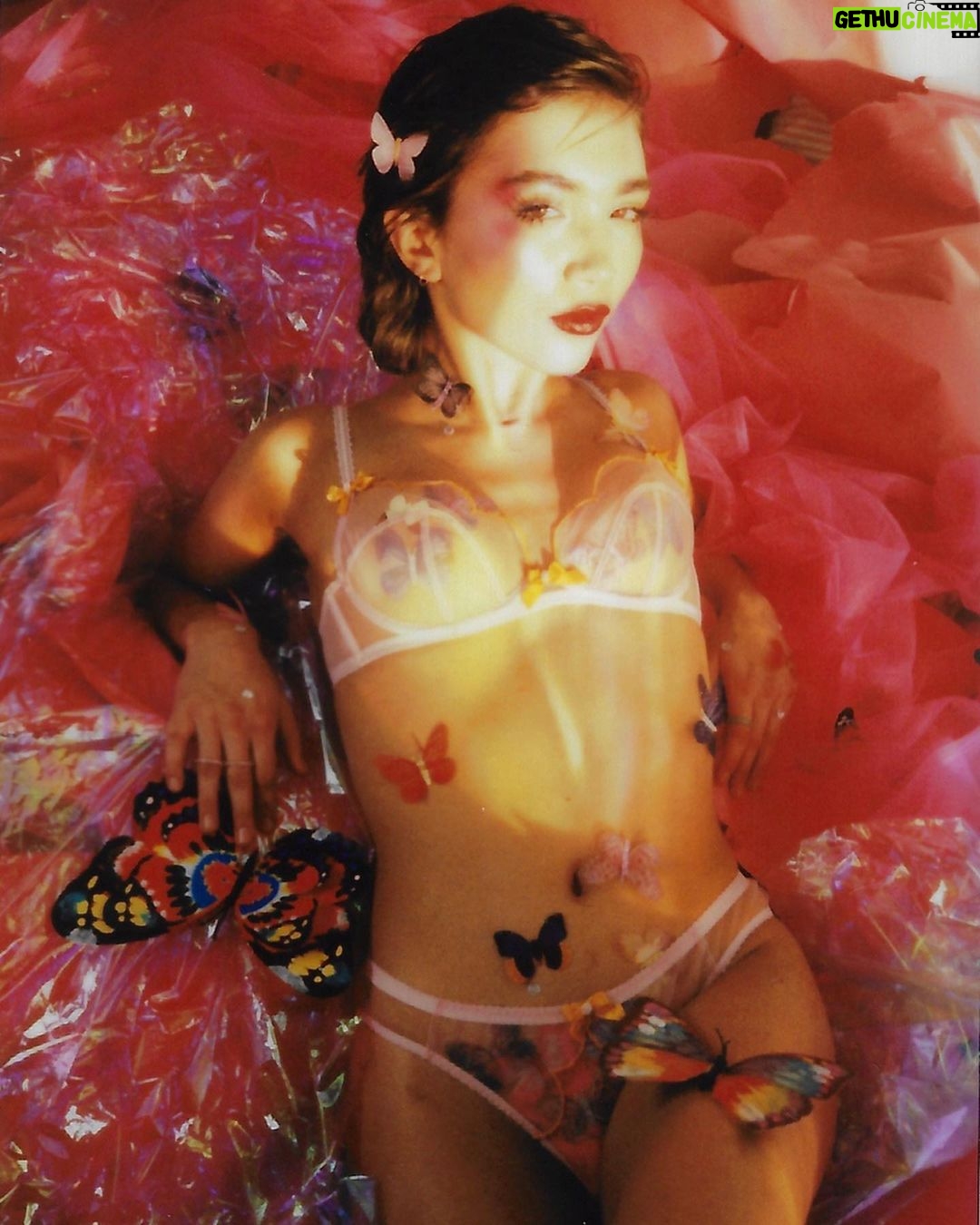 Rowan Blanchard - 277.5K Likes - It didn’t hurt when I fell 💋