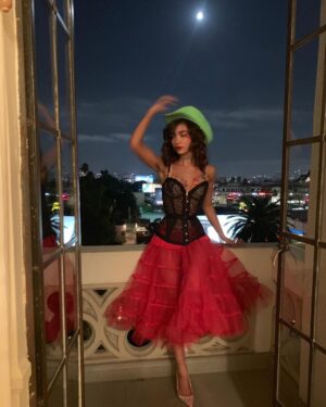 Rowan Blanchard Instagram - 🤡🎂