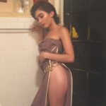 Rowan Blanchard Instagram - Poodle kisses ~ @spiral_theory_testkitchen wet dream ~ vintage junya w vintage moschino belt ~ Barbie Thee Stallion ~ Bob’s breakfast ~ @lou_dallas for lunch ~ @bella_newman in all my prints combined ~ & Jeremy Thee O’Harris before his first night of previews 📯 Donde sea que vayas