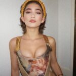 Rowan Blanchard Instagram - Last night on my way to the @hyundai.lifestyle #hyundairestyle event celebrating @zeromcornejo’s and Hyundai’s efforts for sustainable fashion 🦋 #restyle #becauseofyou 🦋