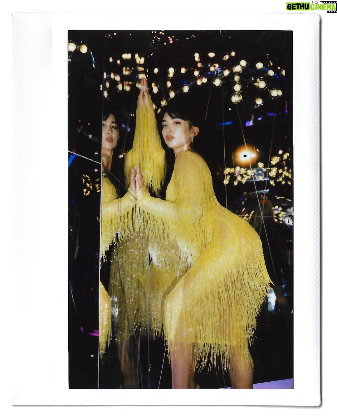 Rowan Blanchard Instagram - 📸 @alia_pop 👗 @rodarte @chrishoran20 💇♀️ @_hairbylaurie 💄 @sandyganzer 🍽🍽🍽 Hollywood Museum of Wax