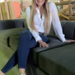 Roxana Díaz Instagram - Tuvimos la oportunidad de visitar la fábrica de muebles @galamueblesdesign Súper interesante ven como hacen sus muebles y certificar su calidad ✅ . Mandamos a fabricar varias piezas bellísimas para nuestra casa 🏠 . Me encanta porque @daniloarquitecto nuestro arquitecto del #proyectohabitacionprincipalybaño diseñó varios muebles y @galamueblesdesign los realizan como quieras✅✅✅✅✅ . Más adelante cuando los estén fabricando les muestro cómo van.... . #muebles #diseño #belleza #calidad