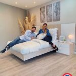 Roxana Díaz Instagram - Encuentra la pieza que deseas para realzar tu habitación, así como lo hicieron esta talentosa pareja @soyroxanadiaz y @carlosghaydon quienes ya hacen de Centro Mueble parte de su hogar. Visítanos que también deseamos ser parte del tuyo. Te esperamos con la atención que te mereces. Desde 1997 acompañando a la familia Venezolana. ¡Sistema de apartado hasta por 6 meses! ¡Centro Mueble tu mejor opción! #centromueble #decoracion #elegancia #estilo #habitacion #dormitorio #matrimonial #hogar #camas
