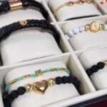 Roxana Díaz Instagram - Para el día de los enamorados enamórate con @richardperlt Sus accesorios son exclusivos y con garantía ilimitada.... Los hilos que usa para algunas de sus prendas son traídos de Japón y no se deshilachan ni pierden el color... además utiliza oro 18 k y sus diseños son hermosos, tanto para ellas o ellos❤️❤️❤️❤️❤️ . Aquí te dejo detalles que enamoran..... . @richardperlt . #accesorios #love #diadelosenamorados #garantia #calidad #belleza