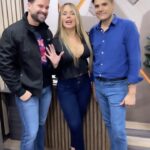 Roxana Díaz Instagram - Hoy fuimos a @lussoporte_ @grupolussoporte para escoger el material y el diseño de nuestro vestier👏👏👏 Porque escogimos @lussoporte_ ??? Porque es una empresa de experiencia, sólida, que trabaja con materiales de calidad.... tienen tienda en valencia, Maracay, Lecherías y Caracas... No solo fabrican fabulosos closets sino que el gran fuerte de ellos son las puertas y murales decorativos que le darán gran elegancia a tus espacios... . Estoy feliz de haber elegido @lussoporte_ como parte importante en la remodelación de mi hogar... . #vestier #closet #puertas #murales #elegancia #calidad Caracas, D.F., Venezuela