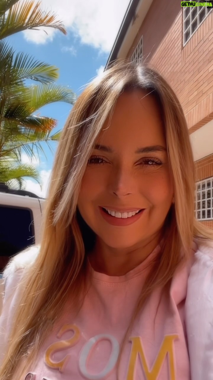 Roxana Díaz - 11.1K Likes - Quiero recomendar a @laclinicadelsoldador2027 para cualquier trabajo que necesiten en soldaduras....
Hierro, Aluminio, acero.... lo que quieran!
Yo estoy complacida con el trabajo que me hicieron en casa!
Recomendados....
.
#soldador #laclinicadelsoldador2027
