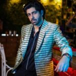 Rrahul Sudhir Instagram - Chaahat Hai Meri Laa-Fanaa… Par Meri Jaan…Dil Mein Hu Rakhtaa… Styled by: @the.stylescribee Blazer: @_umangmehta Shirt & pants: @labeljmensco MUA - @kalim_makeupartist Shot By - @ak_photography_1503 Farzi Level Help By - @fareed_shaikh710 SABKA BHAI MONTU BHAI #rrahulsudhir #ootd #fashion #photoshoot #luxury #couture #fyp Bandra Orange Mint Lounge