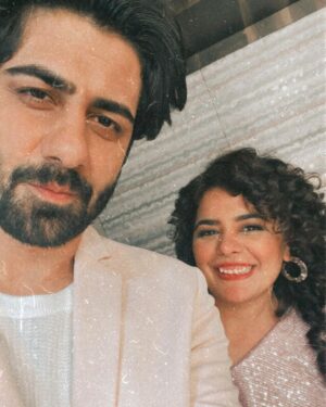 Rrahul Sudhir Instagram - Full Circle ⭕️ 

Shukriya for sticking around

#rrahulsudhir #priyankaarya #wrap