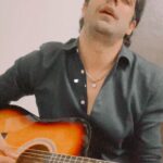 Rrahul Sudhir Instagram - Aisehi Mood Sa Hogaya… #pehlebhimain #animal #reelsinstagram #reelitfeelit #explore #trending #reelsvideo #music #love #instagood #bollywood #mumbai #instagram #indian #explorepage #instalove Mumbai, Maharashtra