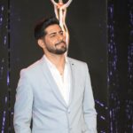 Rrahul Sudhir Instagram - A Truly Iconic Evening With #iconicgoldawards MUA - @sandy23378 Hair Stylist - @aamir___i67 #bollywood #style #masterofceremony #awardnight #photo #photography #photooftheday #photographer #photoshoot #instaphoto #portraitphotography Taj Lands End, Bandra