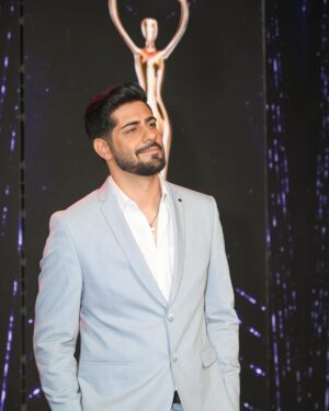 Rrahul Sudhir Instagram - A Truly Iconic Evening With #iconicgoldawards 

MUA - @sandy23378 
Hair Stylist - @aamir___i67 

#bollywood #style #masterofceremony #awardnight 
#photo #photography #photooftheday #photographer #photoshoot #instaphoto #portraitphotography