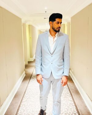 Rrahul Sudhir Instagram - A Truly Iconic Evening With #iconicgoldawards 

MUA - @sandy23378 
Hair Stylist - @aamir___i67 

#bollywood #style #masterofceremony #awardnight 
#photo #photography #photooftheday #photographer #photoshoot #instaphoto #portraitphotography