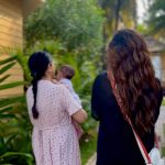 Rubina Dilaik Instagram - #happywomensday to everyone out there ….. This day I want to celebrate the strongest and the most compassionate woman I know 🧿♥️ My mother , 🥰💝… whom are you celebrating today?