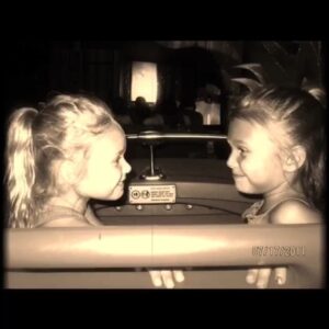 Ruby Rose Turner Instagram - thanks for not only being the best big sister, but also my best friend @nadiaturner ♥️HAPPY BIRTHDAYYYY #14