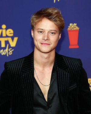 Rudy Pankow Instagram - ‘‘Twas a blast @mtv !
.
.
.
THANK YOU!
@ysl 
@anthonyvaccarello 
And…
@mrmontyjackson 👔
@julie4makeup 💄