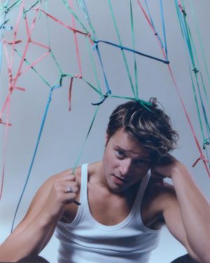 Rudy Pankow Instagram - @ceromagazine wasn’t down for rubber band war- but we balled up and bounced around. 

By @jonathanshia⁠
Photography by @alec.luu
Styling by @mrmontyjackson
Grooming by @shawnesssss
Set design by @rice.n.meatballz, @jejenanken, and @joycesarahtang
Production by @threehournap
Shot at @dishstudiosla
⁠
Editor-in-chief: @jonathanshia
Creative direction: @graphicservicesnyc⁠
Fashion director: @levymelissa⁠
Editorial assistant: @michaelmtthws
