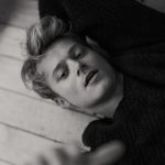 Rudy Pankow Instagram - Swipe to see the stages of what happens to me after downing Taco Bell as fast as I can… THANK YOU @kevinsinclairphoto 📸 was such a great workin with you! And thank you… 💇🏼‍♂️ @agatahelena 👔 @alexandra_deangelis for making me look cool!