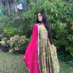 Ruhanika Dhawan Instagram - Happy Republic Day! May the vibrant threads of our diverse cultures weave a tapestry of unity stronger than ever. Jai Hind 🇮🇳