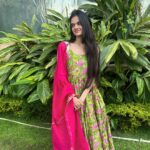Ruhanika Dhawan Instagram - Happy Republic Day! May the vibrant threads of our diverse cultures weave a tapestry of unity stronger than ever. Jai Hind 🇮🇳