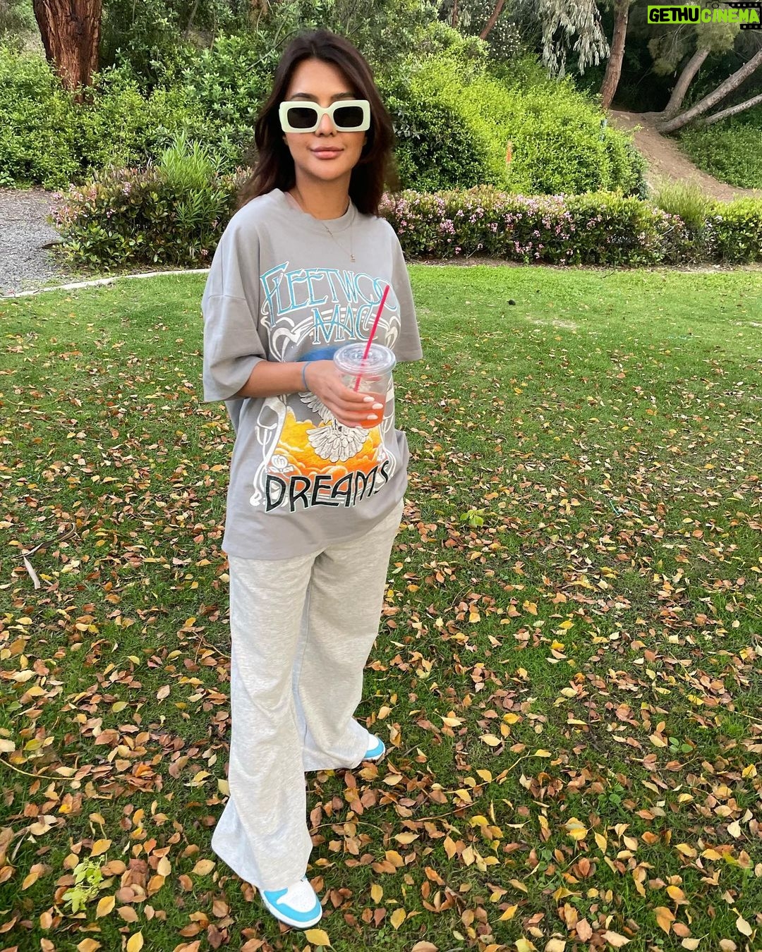 Ruhi Singh Instagram - It pretty much is a walk in the park if you’re hydrated and not entertaining bullshit #mood Los Angeles, California