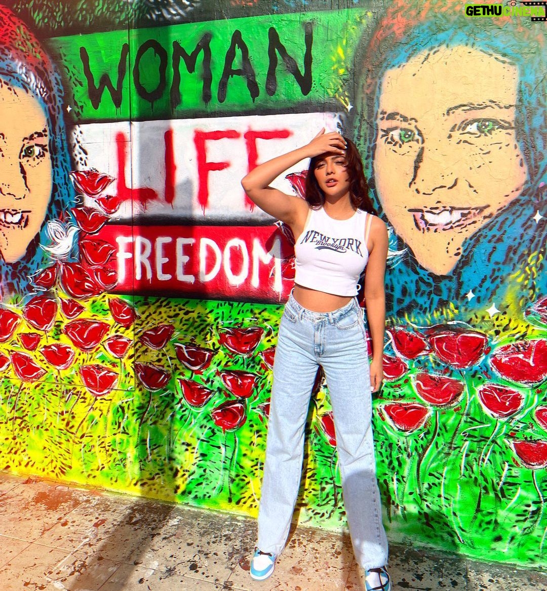 Ruhi Singh Instagram - Story time. 24 has come as the most beautiful year so far, because I finally feel so free! It’s almost as if a weight has been lifted off my shoulders. But the question is, was there ever any weight to be lifted? Or was it just all a creation of one’s own mind? This year has such beautiful energy, and it made me realise how there is no need to prove anything to anybody. Half of your stress goes away right there. There’s nothing. No one cares. Also, to have true freedom means being free from having to prove anything to anybody. What really matters is, are you living right now? Are you having a good time? And can you have a better time? How much more fun can you have? Well, that’s literally what 24 brought to me- a reminder to embrace life and experiences and live in the present moment. I’m blessed! So are you🥂 Los Angeles, California